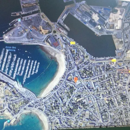 Lägenhet Le Sablon 50m Et Centre 1 A 4 Personnes